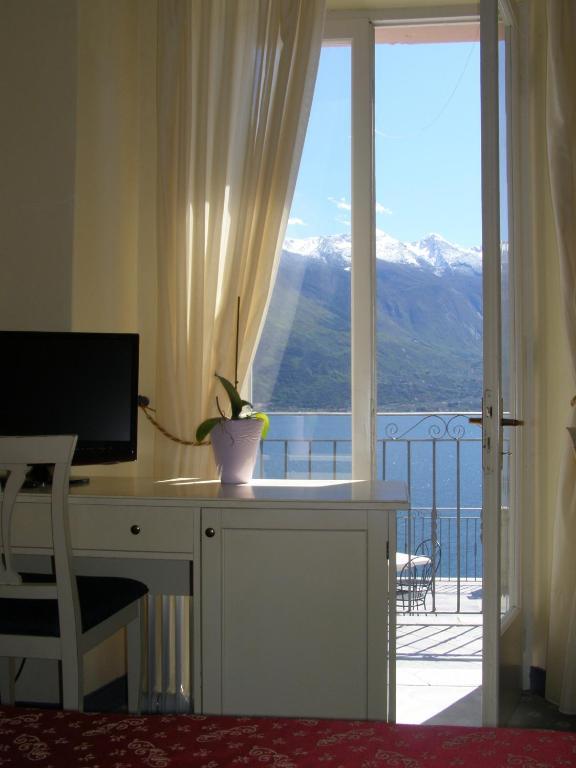Villa Romantica Hotel Limone sul Garda Exterior photo