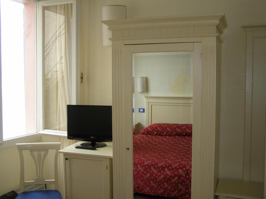 Villa Romantica Hotel Limone sul Garda Exterior photo