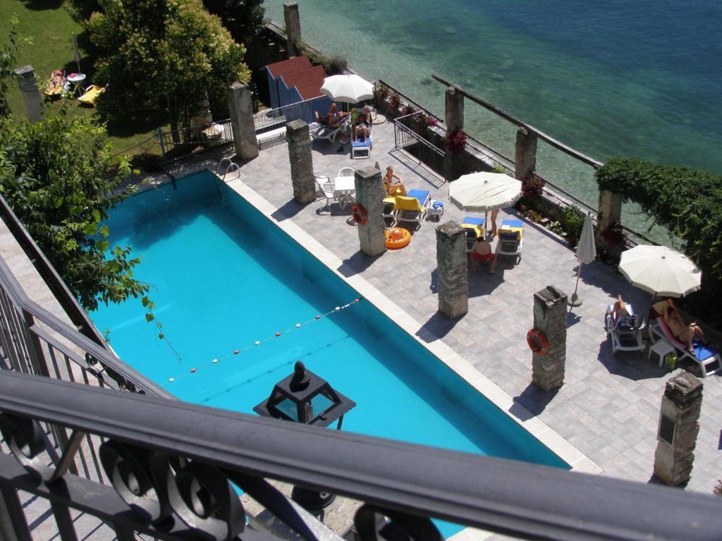 Villa Romantica Hotel Limone sul Garda Exterior photo