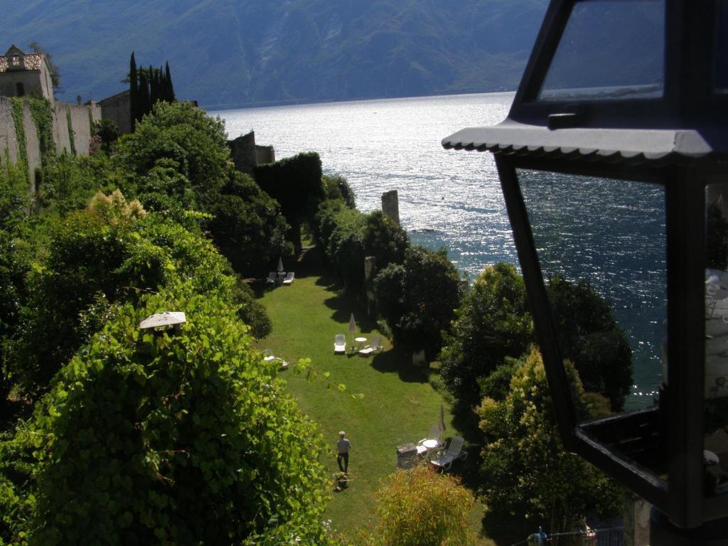 Villa Romantica Hotel Limone sul Garda Exterior photo